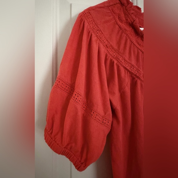 LOFT Red/Orange Lace Trim top Size Small - Picture 4 of 6